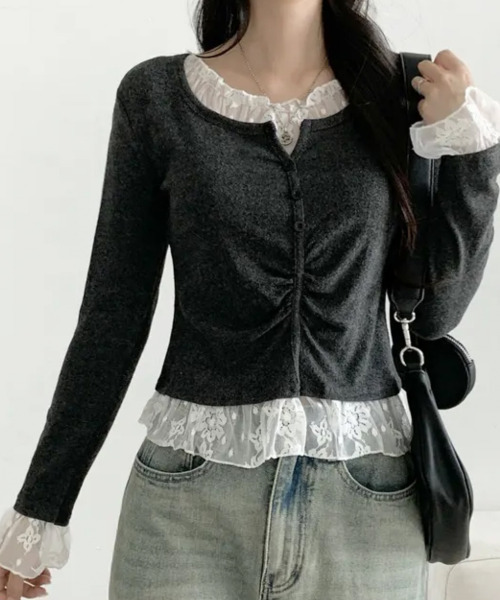 VIVID LADY（ビビッドレディー）の「レースドッキング シャーリング長袖トップス（Tシャツ/カットソー・レディース・チャコールグレー/ブラック・FREE）」の2枚目の写真