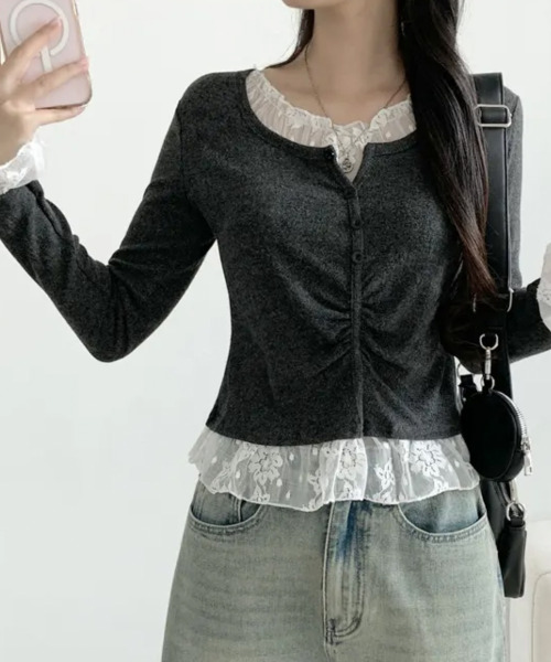 VIVID LADY（ビビッドレディー）の「レースドッキング シャーリング長袖トップス（Tシャツ/カットソー・レディース・チャコールグレー/ブラック・FREE）」の14枚目の写真