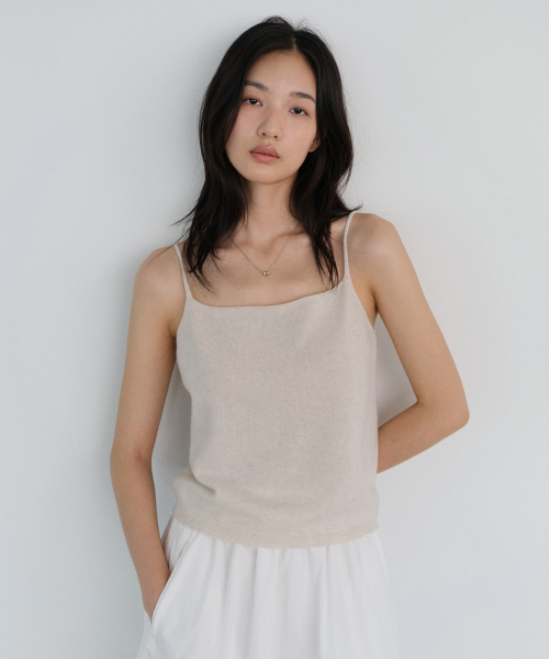 URAGO(ユラーゴ)の「Yak wool knit sleeveless(ニット/セーター・レディース・ネイビー/ブラウン/オートミール・FREE)」の5枚目の写真