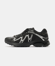 Herringbone Footwear（ヘリンボーンフットウェア）の「SALOMON XT-WHISPER GORE-TEX L45397700（スニーカー）」