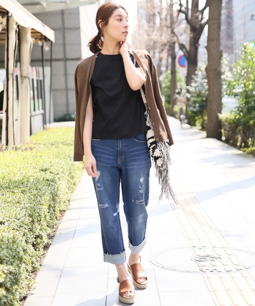 LEPSIM（レプシィム）の「【UV加工＆自宅で洗濯可能！】12GコットンポリキノウVネックカーディガン　708972（カーディガン/ボレロ・レディース・ブラック/トップグレー/レッド/モカ/マスタード・MEDIUM/LARGE）」の18枚目の写真