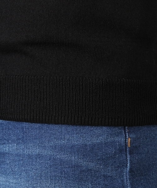 LEPSIM（レプシィム）の「【UV加工＆自宅で洗濯可能！】12GコットンポリキノウVネックカーディガン　708972（カーディガン/ボレロ・レディース・ブラック/トップグレー/レッド/モカ/マスタード・MEDIUM/LARGE）」の6枚目の写真