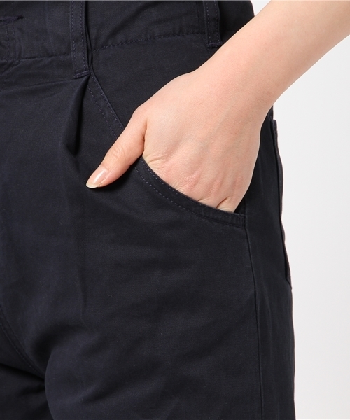 archives（アルシーヴ）の「フレイドヘムチノワイドパンツ（チノパンツ・レディース・ベージュ/ネイビー・MEDIUM）」の8枚目の写真