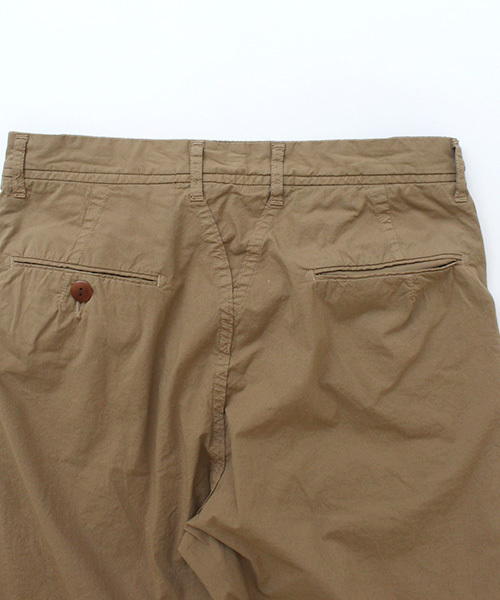 SPELLBOUND（スペルバウンド）の「[SPELLBOUND / スペルバウンド]　ストレッチタックワイドパンツ（チノパンツ・メンズ・ネイビー/ブラック/オリーブ/ベージュ・32inch/30inch/34inch）」の20枚目の写真