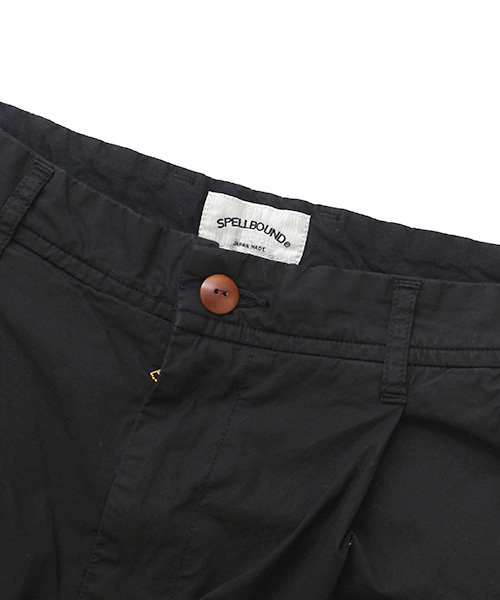 SPELLBOUND（スペルバウンド）の「[SPELLBOUND / スペルバウンド]　ストレッチタックワイドパンツ（チノパンツ・メンズ・ネイビー/ブラック/オリーブ/ベージュ・32inch/30inch/34inch）」の7枚目の写真