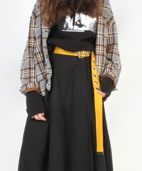 RNA（アールエヌエー）の「E4461 BIGアイレット ロングベルト（ベルト・レディース・ブラック/マスタード/ダークグリーン/レッド/ベージュ/カーキ・FREE）」の13枚目の写真