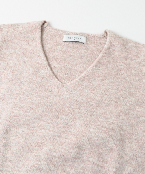 URBAN RESEARCH（アーバンリサーチ）の「【WEB限定】ニュアンスカラーオーバーニット（ニット/セーター・レディース・グレー/オフホワイト/ピンク系その他・FREE）」の22枚目の写真