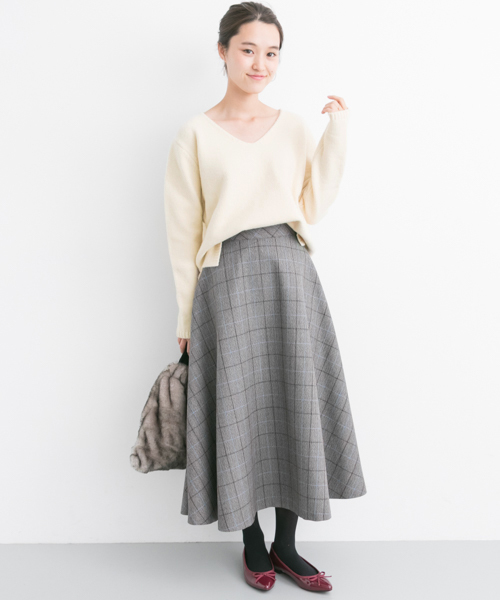 URBAN RESEARCH（アーバンリサーチ）の「【WEB限定】ニュアンスカラーオーバーニット（ニット/セーター・レディース・グレー/オフホワイト/ピンク系その他・FREE）」の13枚目の写真