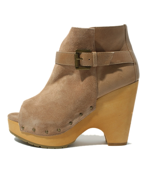 And A（アンドエー）の「ウッディーオープンブーツ（ブーツ・レディース・ブラック/ベージュ・23.5cm/24.5cm）」の3枚目の写真