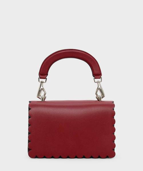 CHARLES & KEITH(チャールズ & キース)の「スカラップトリムクロスボディバッグ / SCALLOP TRIM CROSSBODY BAG(ショルダーバッグ・レディース・ブラック/レッド/ブラック系その他2・S)」の3枚目の写真