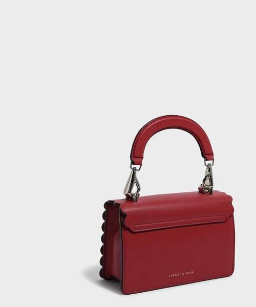 CHARLES & KEITH(チャールズ & キース)の「スカラップトリムクロスボディバッグ / SCALLOP TRIM CROSSBODY BAG(ショルダーバッグ・レディース・ブラック/レッド/ブラック系その他2・S)」の11枚目の写真