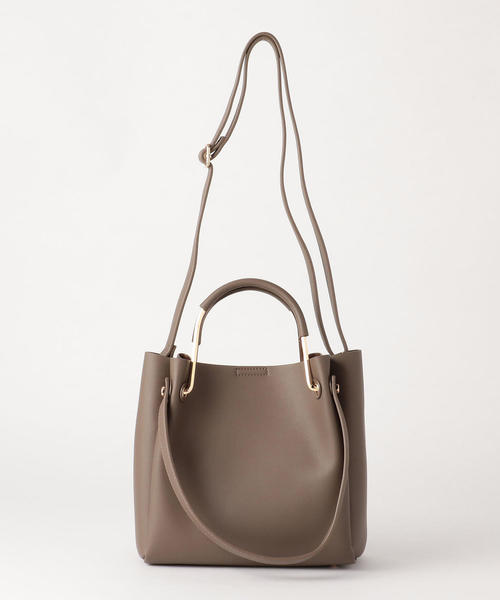 BEAUTY&YOUTH UNITED ARROWS(ビューティーアンドユースユナイテッドアローズ)の「BY∴ メタルハンドルトートBAG2 -3WAY-(ショルダーバッグ・レディース・ブラック/モカ・FREE)」の6枚目の写真