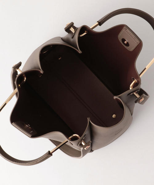 BEAUTY&YOUTH UNITED ARROWS(ビューティーアンドユースユナイテッドアローズ)の「BY∴ メタルハンドルトートBAG2 -3WAY-(ショルダーバッグ・レディース・ブラック/モカ・FREE)」の5枚目の写真