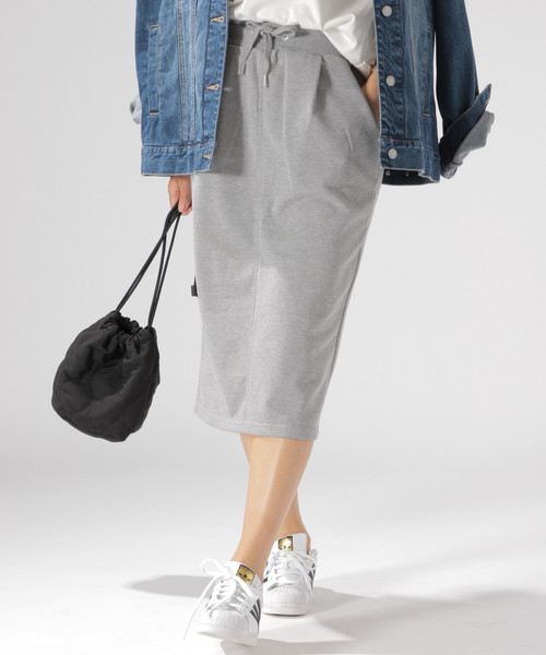 BAYFLOW(ベイフロー)の「ウラケタイトスカートMT(スカート・レディース・ブラック/ベージュ/グレー/ブルー・SMALL/MEDIUM)」の3枚目の写真