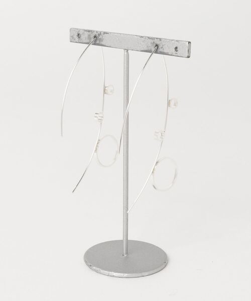 TONE SELECT GOODS(トーンセレクトグッズ)の「【925 SILVER ACC】マーキスフレーム〇〇ピアスSV925(OG)(ピアス(両耳用)・レディース・シルバー/ゴールド・FREE)」の3枚目の写真