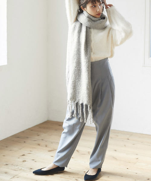 and R（アンドアール）の「ウエストタックテーパードパンツ（その他パンツ・レディース・ブラック/ベージュ/ブルーグレー・FREE）」の13枚目の写真