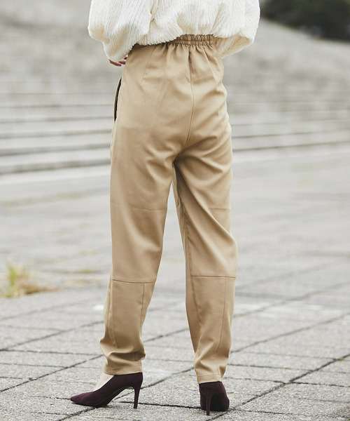 and R（アンドアール）の「ウエストタックテーパードパンツ（その他パンツ・レディース・ブラック/ベージュ/ブルーグレー・FREE）」の10枚目の写真