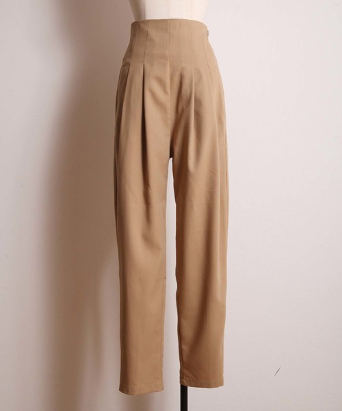 and R（アンドアール）の「ウエストタックテーパードパンツ（その他パンツ・レディース・ブラック/ベージュ/ブルーグレー・FREE）」の6枚目の写真