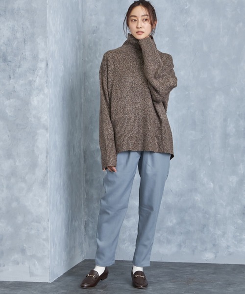 and R（アンドアール）の「ウエストタックテーパードパンツ（その他パンツ・レディース・ブラック/ベージュ/ブルーグレー・FREE）」の22枚目の写真