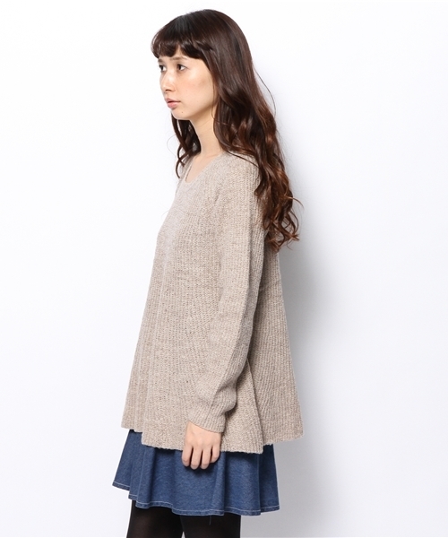 VIS（ビス）の「クルーネックフレアープルオーバー（ニット/セーター・レディース・オフホワイト/ベージュ/ネイビー/オレンジ・MEDIUM）」の6枚目の写真