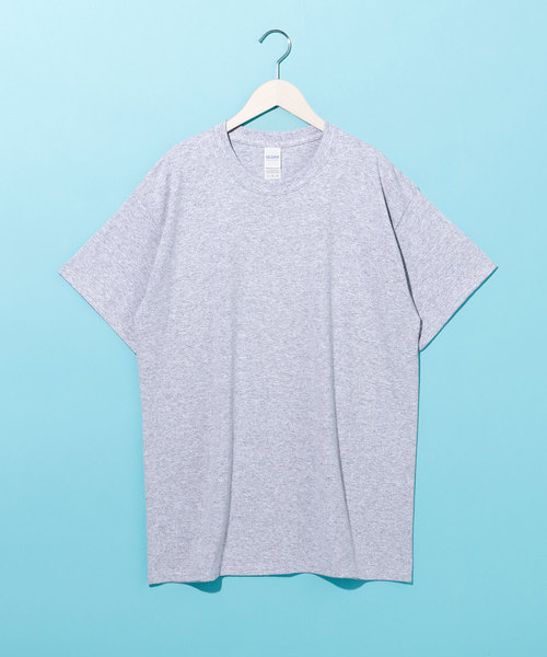 GILDAN(ギルダン)の「ギルダン ビッグシルエット USAオーバーサイズ 1/2 sleeve Tシャツ カットソー(Tシャツ/カットソー・メンズ・ブラック/ネイビー/ライム/ブルー系その他/グリーン系その他2/グレー/ピンク系その他2/オレンジ/ピンク系その他/チャコールグレー/レッド/グリーン系その他/マルーン/ホワイト/パープル/ナチュラル・L/XXL/XL)」の4枚目の写真