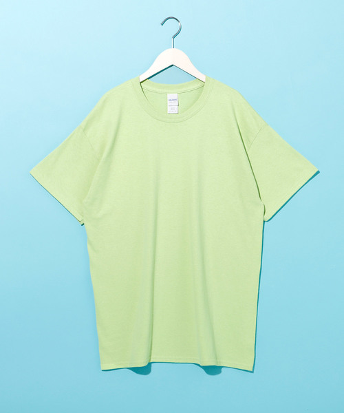 GILDAN(ギルダン)の「ギルダン ビッグシルエット USAオーバーサイズ 1/2 sleeve Tシャツ カットソー(Tシャツ/カットソー・メンズ・ブラック/ネイビー/ライム/ブルー系その他/グリーン系その他2/グレー/ピンク系その他2/オレンジ/ピンク系その他/チャコールグレー/レッド/グリーン系その他/マルーン/ホワイト/パープル/ナチュラル・L/XXL/XL)」の8枚目の写真