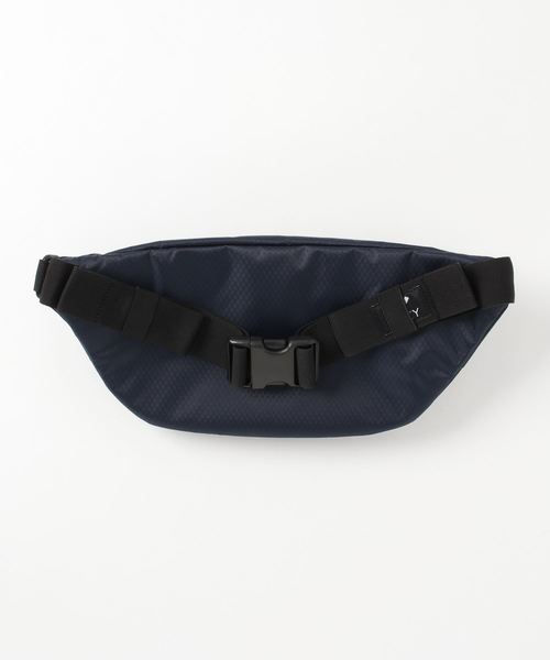 ROXY（ロキシー）の「ヒップバッグ ROXY ロキシー THE OTHER SIDE ボディーバッグ（ボディバッグ/ウエストポーチ・レディース・ブラック/レッド/ブルー・FREE）」の4枚目の写真