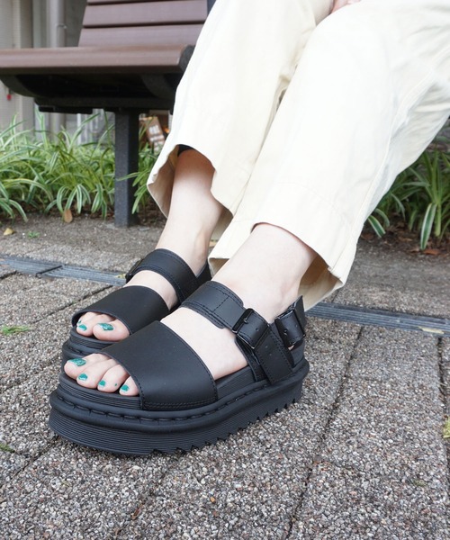 Dr.Martens（ドクターマーチン）の「Dr.Martens R23802001 VOSS BL（サンダル）」 WEAR