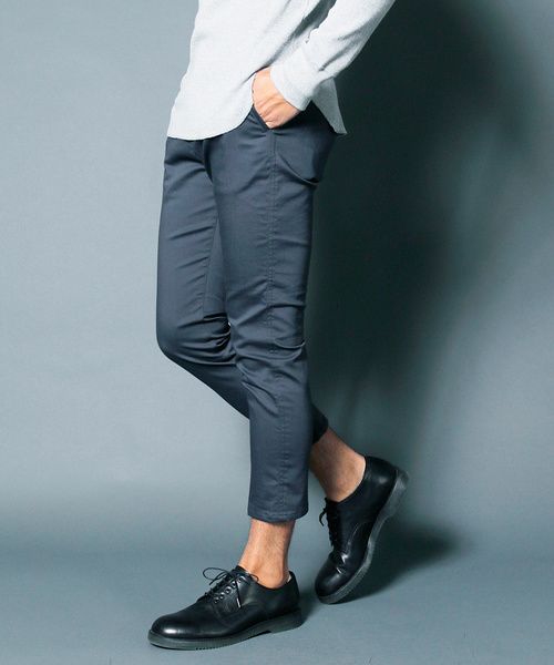 Magine(マージン)の「Magine:STRETCH TWLL CROPPED TAPERED 9L PANTS:ストレッチツイル クロップドテーパード9Lパンツ(チノパンツ・メンズ・ブラック/チャコールグレー/ベージュ/ネイビー・44/46/48)」の2枚目の写真