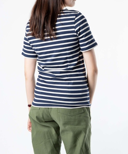 SAINT JAMES（セントジェームス）の「SAINT JAMES LEVANT セントジェームス レバント ボーダー 半袖Tシャツ（Tシャツ/カットソー・メンズ・ブルー系その他/ホワイト×ネイビー/ホワイト×レッド/インディゴブルー/ホワイト×ブルー/キナリ/ベージュ系/ブルー系2/レッド系その他3/ホワイト×ブラック・MEDIUM/X-SMALL/SMALL/LARGE/X-LARGE）」の17枚目の写真