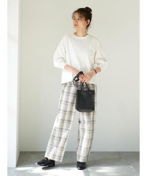 AMERICAN HOLIC（アメリカンホリック）の「綿ツイルワイドパンツ ＊（その他パンツ・レディース・ベージュ/ホワイト系その他7/ネイビー/ブルー系その他5/アイボリー/その他5・L/M）」の17枚目の写真