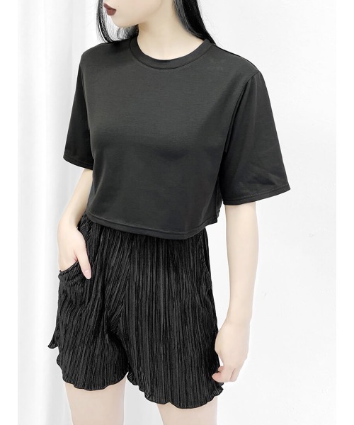 LVEU.（ラブユ.）の「Cropped T-shirt / クロップドTシャツ（Tシャツ/カットソー・レディース・ベージュ/ホワイト/ブラック/モカ/スミクロ・FREE）」の6枚目の写真