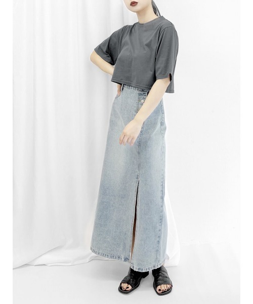 LVEU.（ラブユ.）の「Cropped T-shirt / クロップドTシャツ（Tシャツ/カットソー・レディース・ベージュ/ホワイト/ブラック/モカ/スミクロ・FREE）」の7枚目の写真