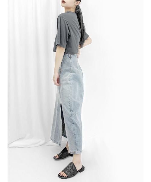 LVEU.（ラブユ.）の「Cropped T-shirt / クロップドTシャツ（Tシャツ/カットソー・レディース・ベージュ/ホワイト/ブラック/モカ/スミクロ・FREE）」の9枚目の写真