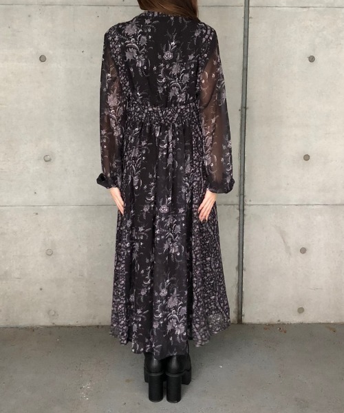 ENVYM（アンビー）の「ノーカラースウィッチングＯＰ（ワンピース・レディース・ベージュ/ブラック・FREE）」の8枚目の写真