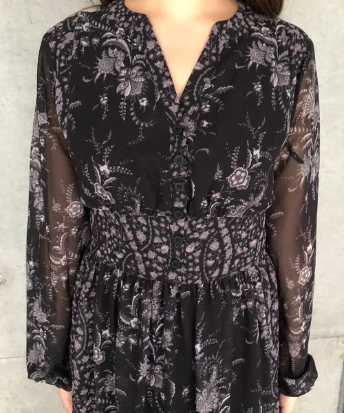 ENVYM（アンビー）の「ノーカラースウィッチングＯＰ（ワンピース・レディース・ベージュ/ブラック・FREE）」の9枚目の写真