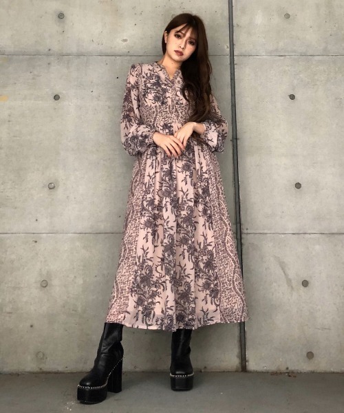 ENVYM（アンビー）の「ノーカラースウィッチングＯＰ（ワンピース・レディース・ベージュ/ブラック・FREE）」の11枚目の写真