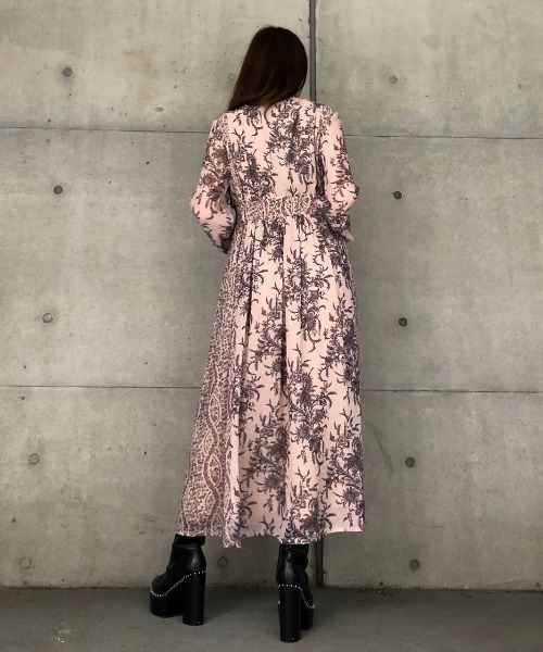 ENVYM（アンビー）の「ノーカラースウィッチングＯＰ（ワンピース・レディース・ベージュ/ブラック・FREE）」の12枚目の写真