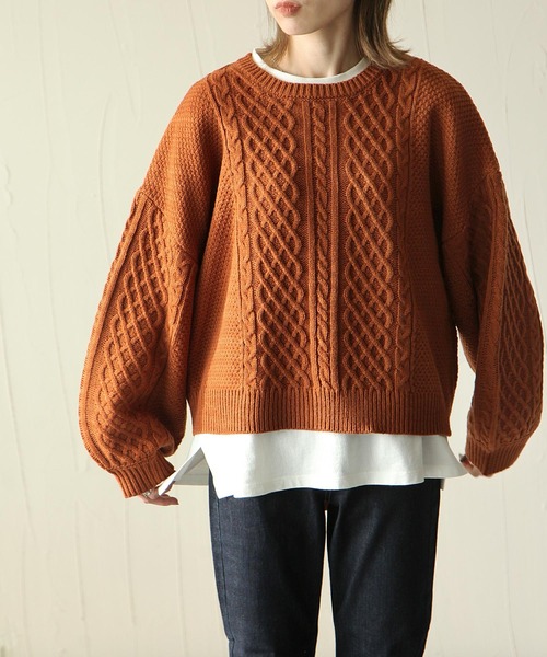 Chillfar（チルファー）の「ざっくり編みケーブルバックリボンセーター（ニット/セーター・レディース・ブラック/グレー/アイボリー/ベージュ/ブラウン/レンガ・LARGE/MEDIUM）」の6枚目の写真