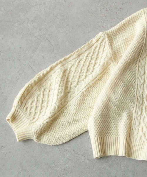 Chillfar（チルファー）の「ざっくり編みケーブルバックリボンセーター（ニット/セーター・レディース・ブラック/グレー/アイボリー/ベージュ/ブラウン/レンガ・LARGE/MEDIUM）」の19枚目の写真