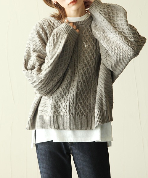 Chillfar（チルファー）の「ざっくり編みケーブルバックリボンセーター（ニット/セーター・レディース・ブラック/グレー/アイボリー/ベージュ/ブラウン/レンガ・LARGE/MEDIUM）」の21枚目の写真
