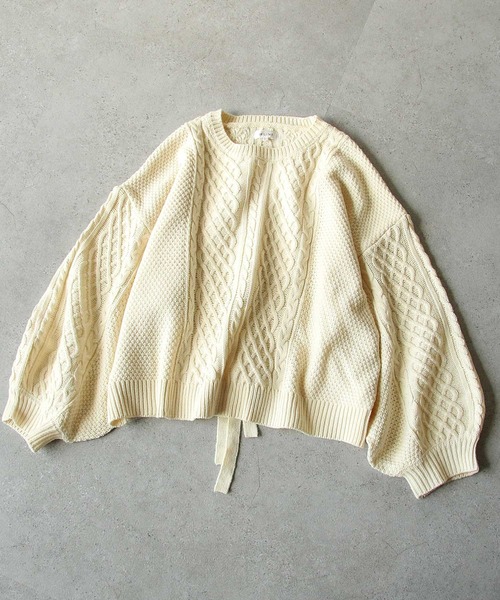 Chillfar（チルファー）の「ざっくり編みケーブルバックリボンセーター（ニット/セーター・レディース・ブラック/グレー/アイボリー/ベージュ/ブラウン/レンガ・LARGE/MEDIUM）」の9枚目の写真