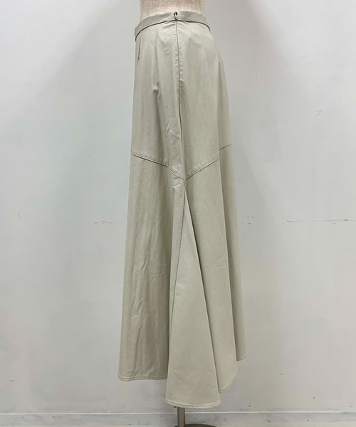 PICCIN（ピッチン）の「レザーライクアシメスカート（スカート・レディース・チャコールグレー/グレイッシュベージュ・M/L）」の22枚目の写真
