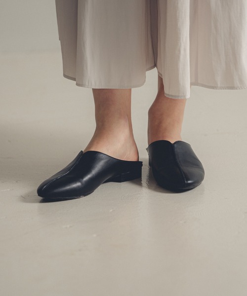 GLOBAL WORK（グローバルワーク）の「ソフト撥水バブーシュ/929581（その他シューズ・レディース・ホワイト/ライトグレー/ブラック・MEDIUM/LARGE）」の17枚目の写真