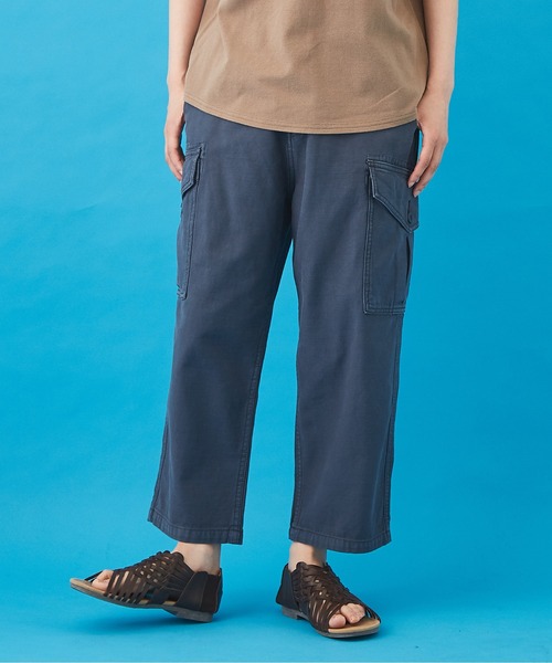 CUBE SUGAR（キューブシュガー）の「ムラ糸 バックサテン ９分丈 イージー カーゴパンツ（カーゴパンツ・レディース・カーキ/ベージュ/サックスブルー/ネイビー・S/M）」の3枚目の写真