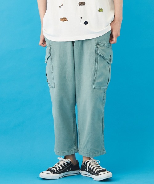 CUBE SUGAR（キューブシュガー）の「ムラ糸 バックサテン ９分丈 イージー カーゴパンツ（カーゴパンツ・レディース・カーキ/ベージュ/サックスブルー/ネイビー・S/M）」の4枚目の写真