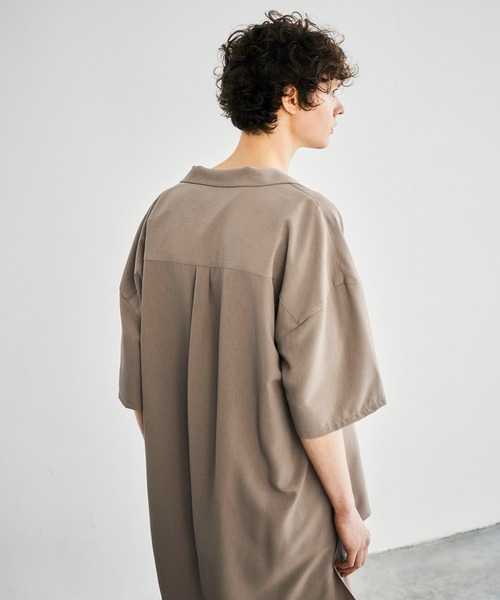 EMMA CLOTHES（エマクローズ）の「【セットアップ】ブライトポプリン ビッグシルエット ラペルCPOサイドスリットロング丈半袖シャツ＆1タックワイドショーツ（セットアップ・メンズ・ブラック/ベージュ/ライラック/グレイッシュベージュ/キナリ・FREE）」の19枚目の写真