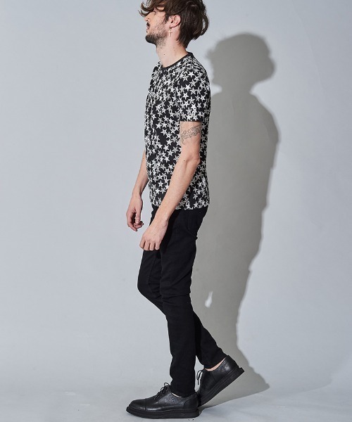 NO ID.(ノーアイディ)の「mt7142- マルチスタープリントT Tシャツ(Tシャツ/カットソー・メンズ・ピンク系その他/グレー/アイボリー/ブラック・2/1)」の14枚目の写真