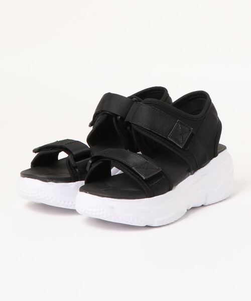 Fabby fabby（ファビィーファビィー）の「2ベルト厚底スポーツサンダル（サンダル・レディース・ブラック/ベージュ/オレンジ/ホワイト×ブラック・MEDIUM/SMALL/LARGE/SS）」の2枚目の写真