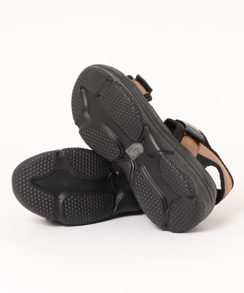 Fabby fabby（ファビィーファビィー）の「2ベルト厚底スポーツサンダル（サンダル・レディース・ブラック/ベージュ/オレンジ/ホワイト×ブラック・MEDIUM/SMALL/LARGE/SS）」の6枚目の写真